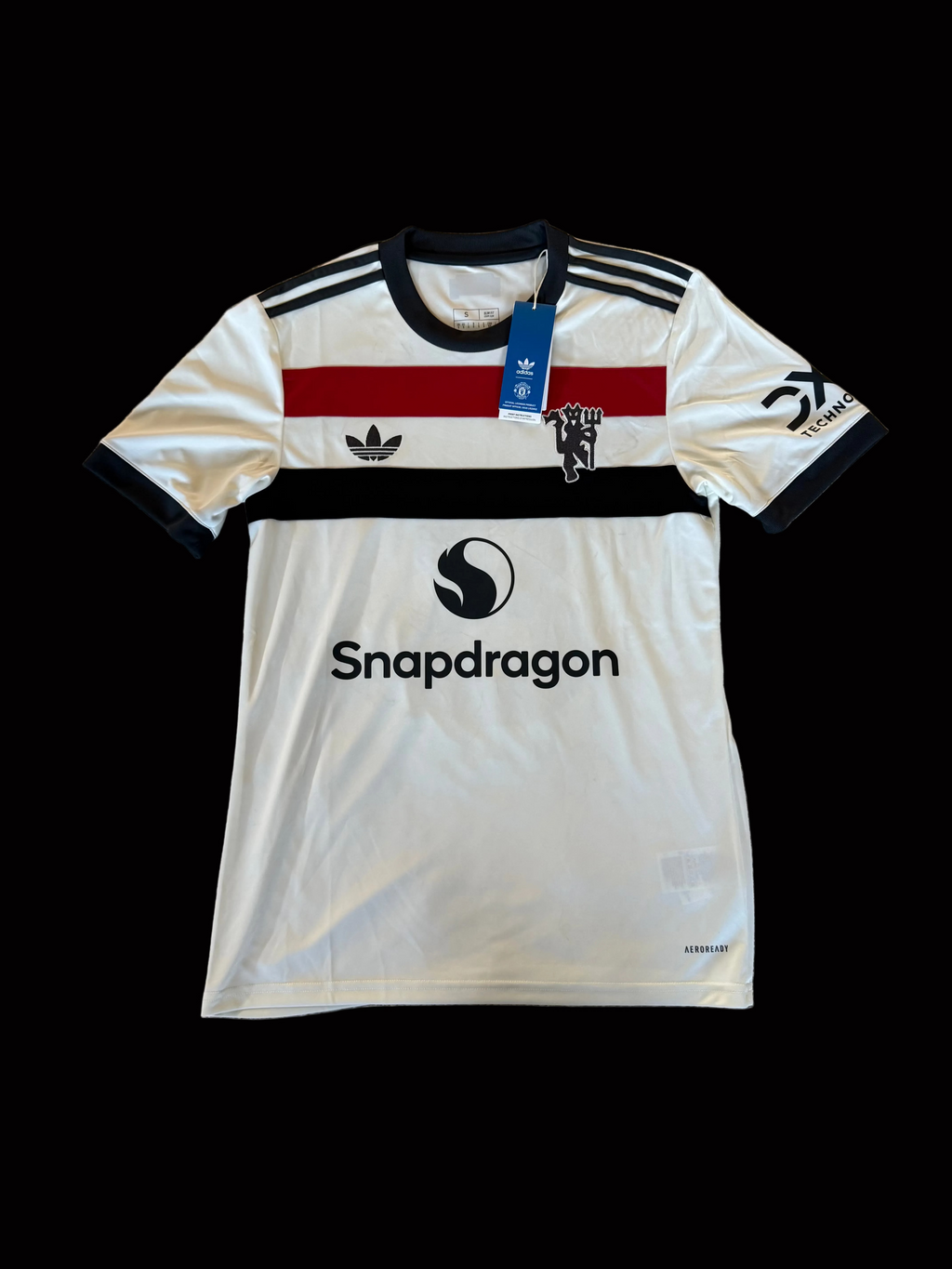 Manchester United 2024-25 Away - Fernandes