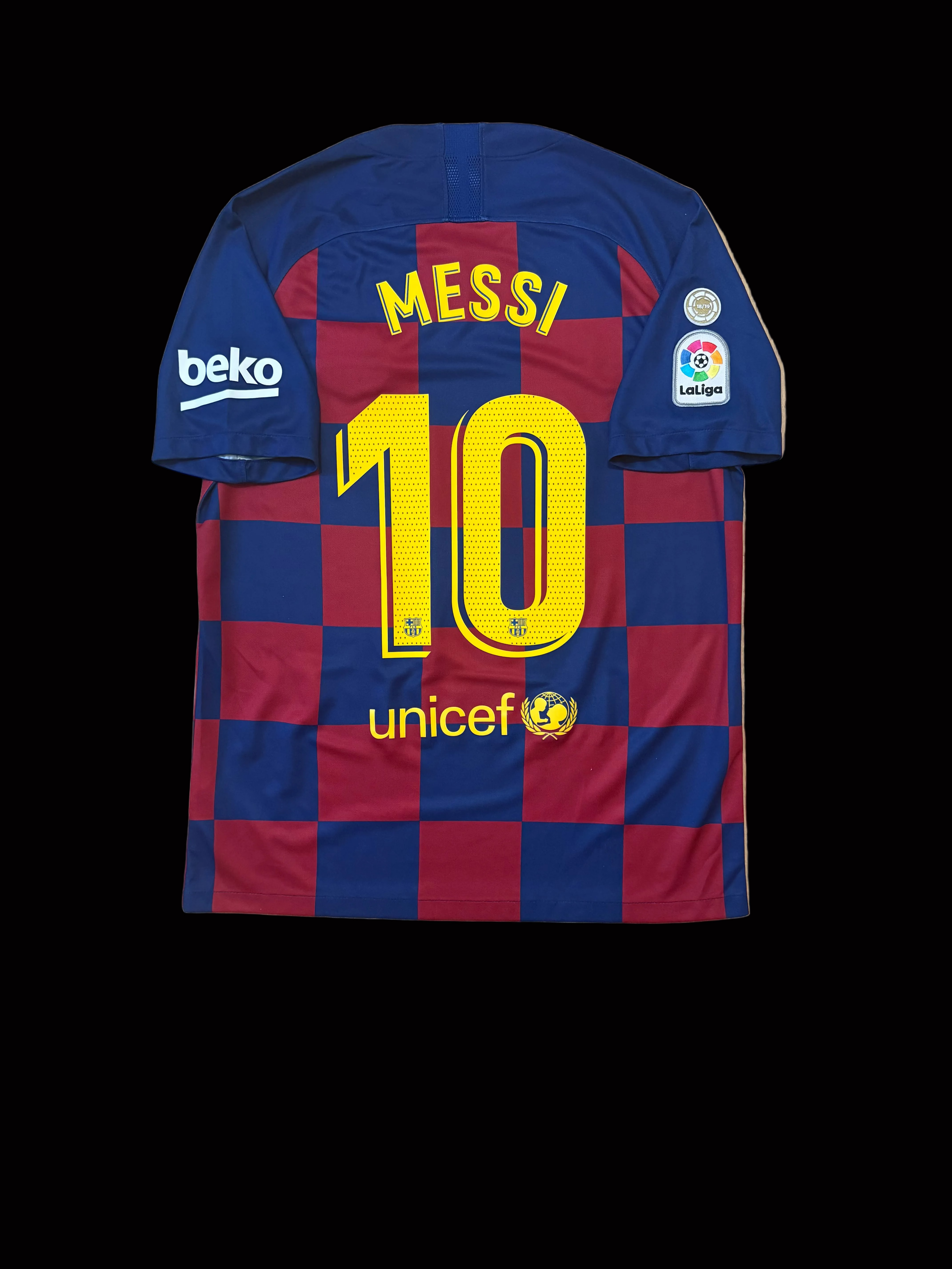 FC Barcelona 2019-20 Home - messi